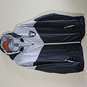 NFL Team Apparel Las Vegas Raiders Windbraker.